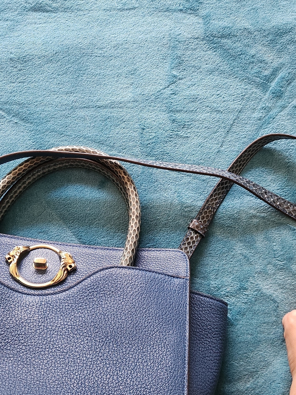Vintage Roberto Cavalli Mainline Lion Head Turn-Lock Satchel With Cobra Details - Picture 8 of 16